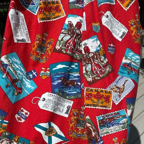 Vintage 90s does 50s Novelty Print Moose Mountie Horse Canada Print Aline Skirt - Picture 8 of 10